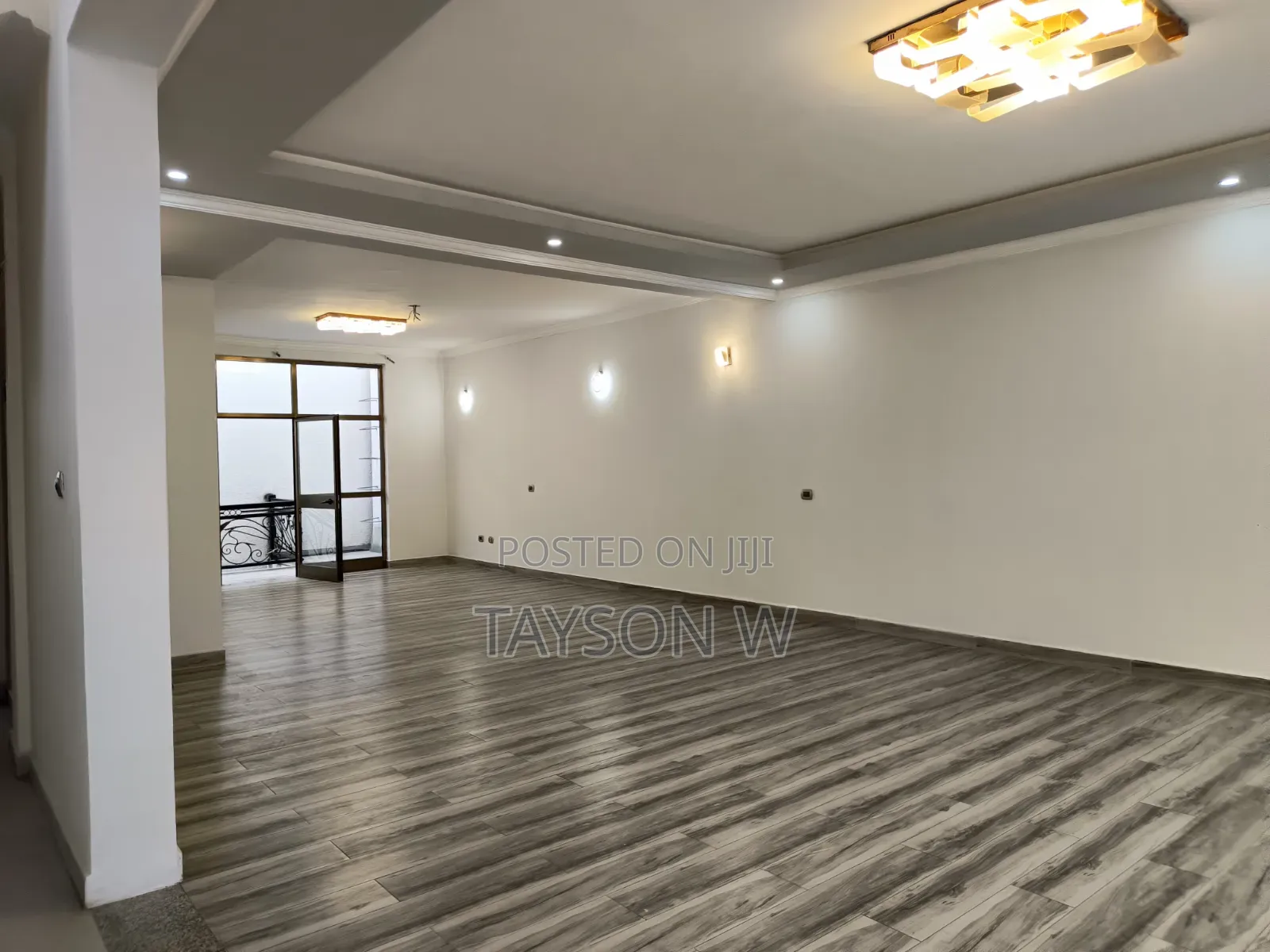 5bdrm House in Addis Ababa Ayat, Bole for sale