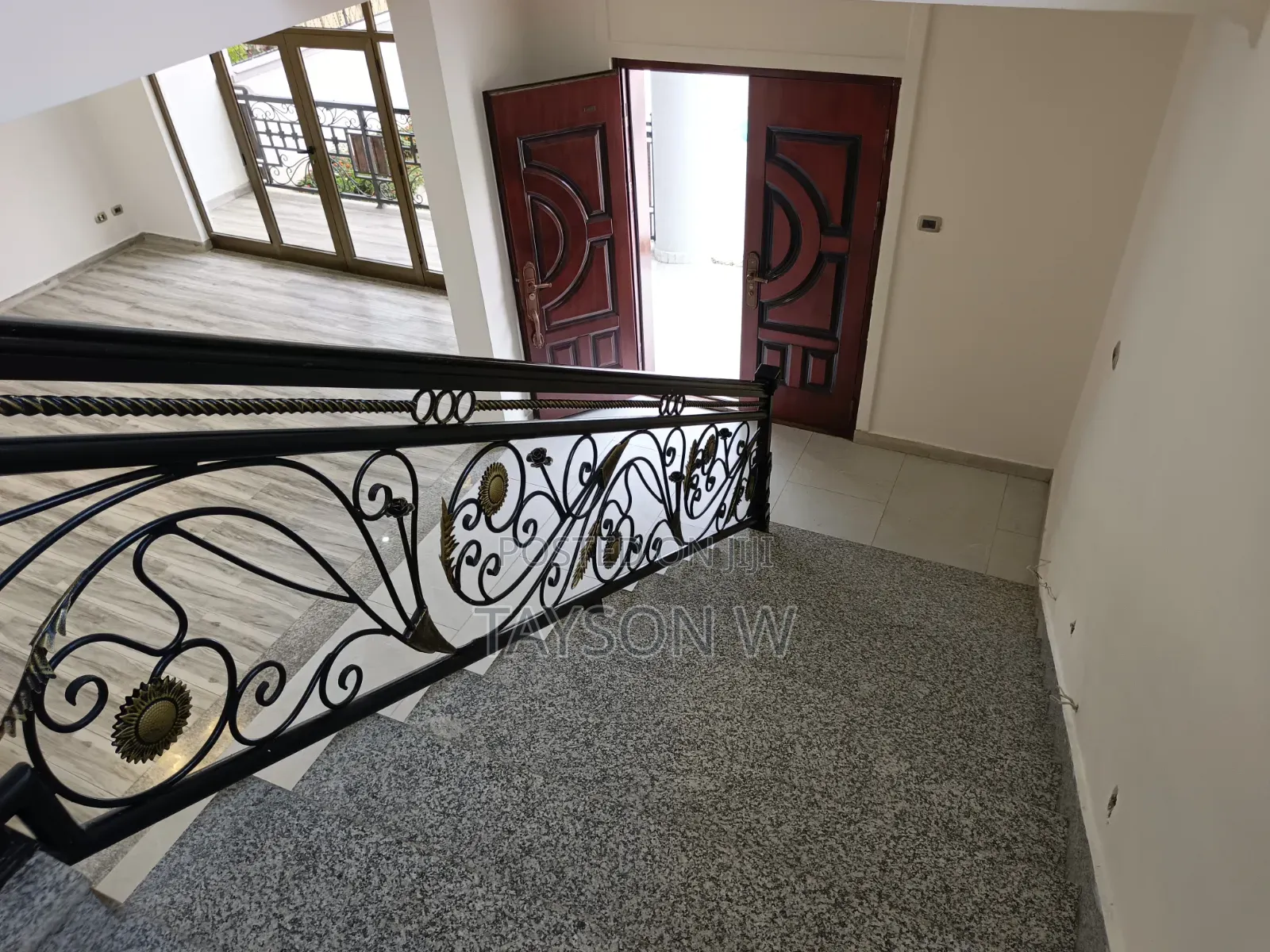 5bdrm House in Addis Ababa Ayat, Bole for sale