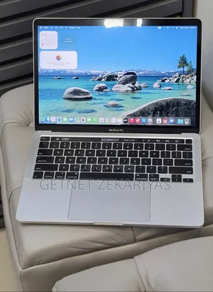 New Laptop Apple MacBook Pro 2020 32GB Intel Core i7 SSD 512GB