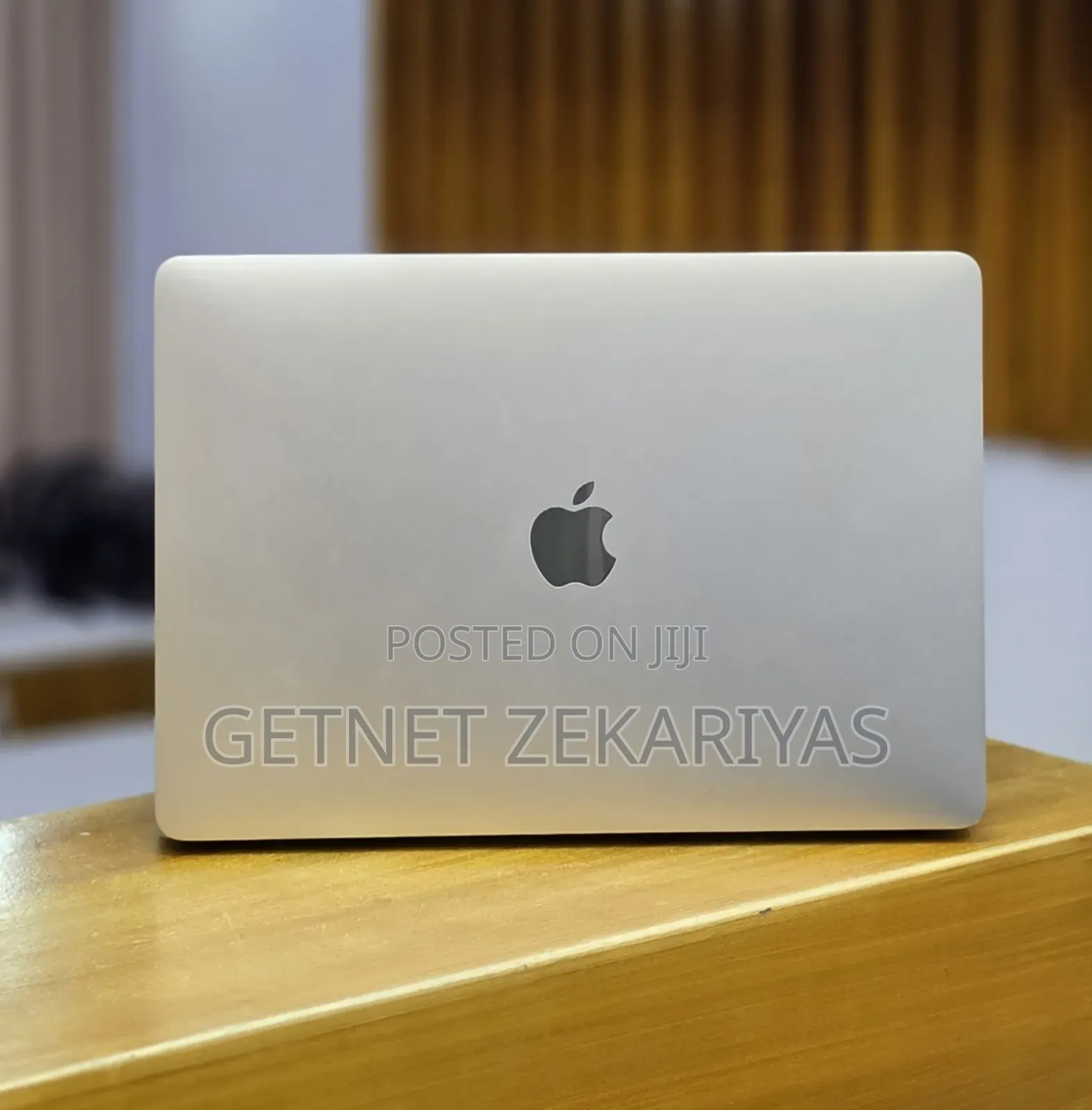 New Laptop Apple MacBook Pro 2020 32GB Intel Core i7 SSD 512GB