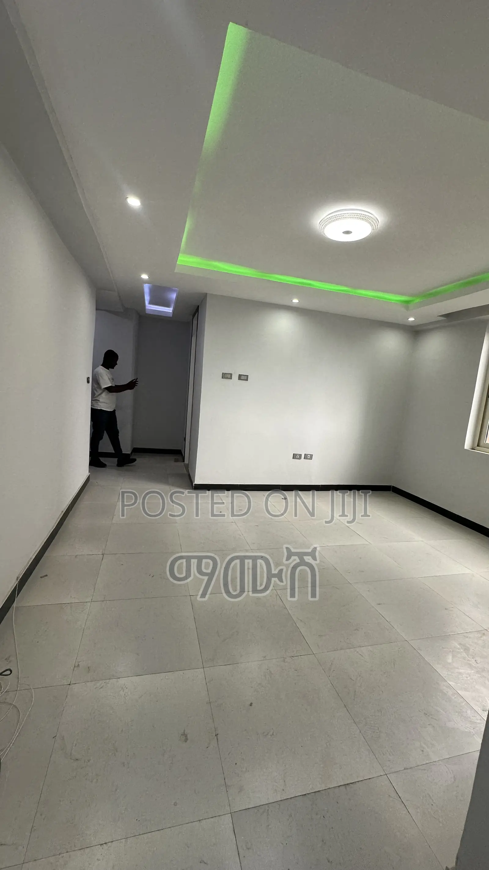 Furnished 2bdrm Condo in አያት, Bole for sale
