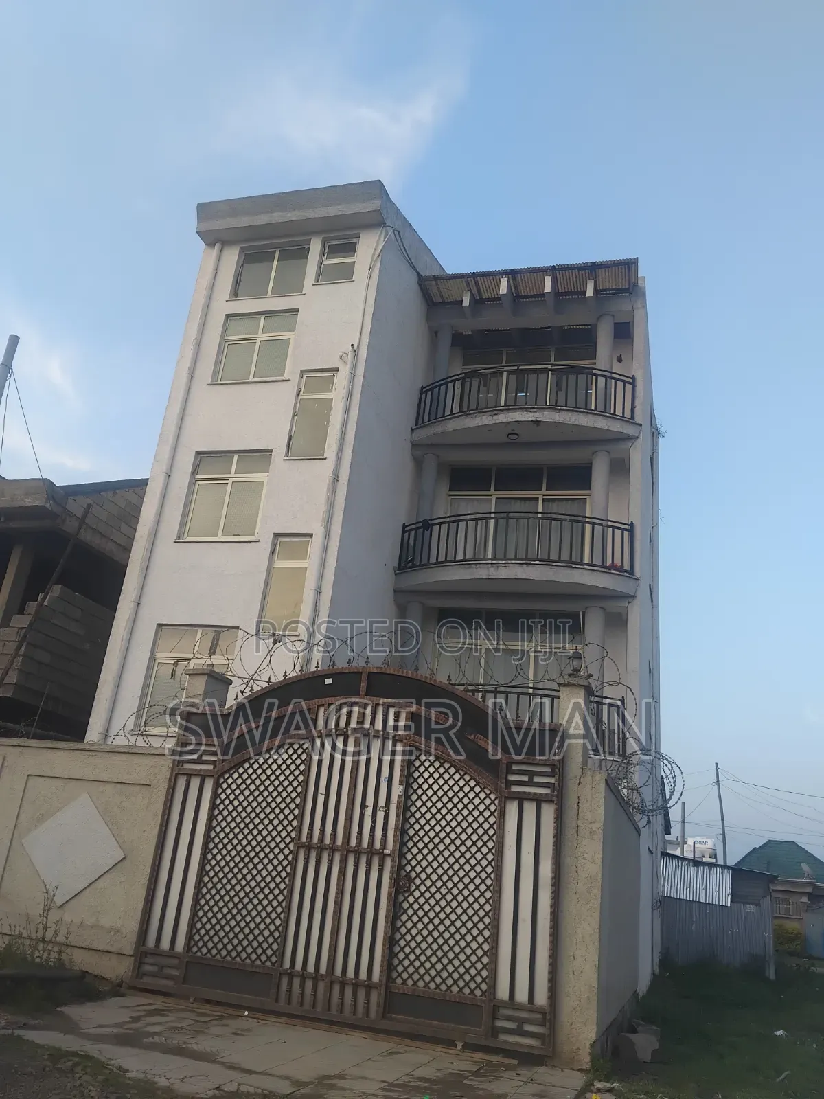 Furnished 8bdrm Townhouse/Terrace in Tafo Abune Kiros, Yeka for sale