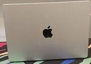 New Laptop Apple MacBook Pro 2021 M1 16GB Apple M1 SSD 512GB