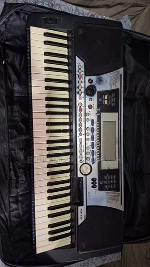 Yamaha PSR-550 Is a 61-Key Touch-Sensitive Keyboard