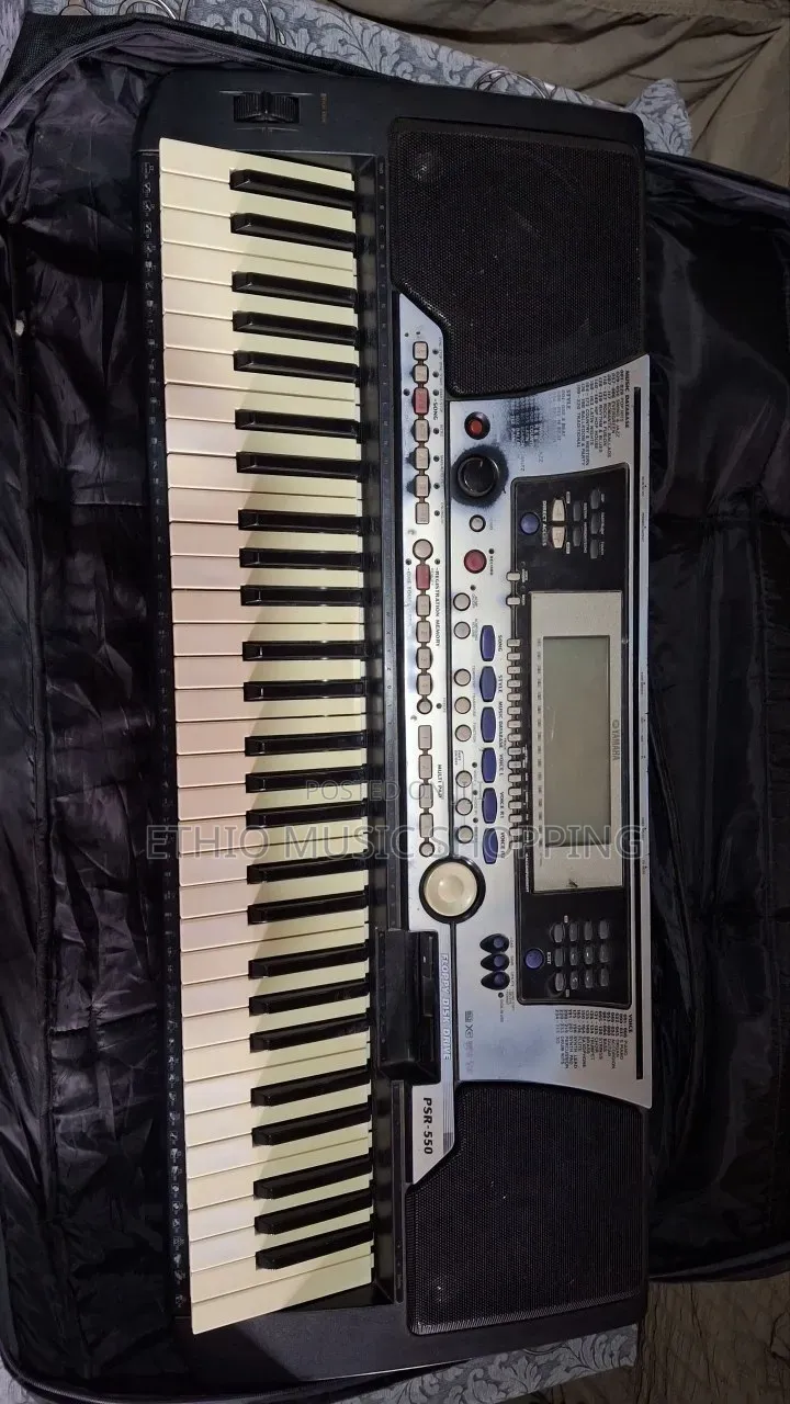 Yamaha PSR-550 Is a 61-Key Touch-Sensitive Keyboard