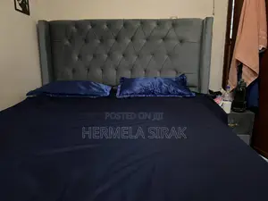 150cm Bed With Chepud