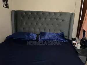 150cm Bed With Chepud
