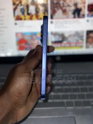 Apple iPhone 16 128 GB Blue