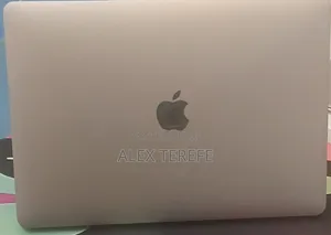 New Laptop Apple MacBook Pro 2020 M1 8GB Apple M1 SSD 256GB