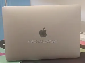New Laptop Apple MacBook Pro 2020 8GB Apple M1 SSD 256GB