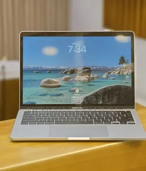 New Laptop Apple MacBook Pro 2020 32GB Intel Core i7 SSD 512GB