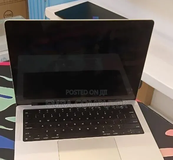 New Laptop Apple MacBook Pro 2021 M1 16GB Apple M1 Pro SSD 512GB