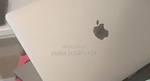 New Laptop Apple MacBook Pro 2021 M1 16GB Apple M1 Pro SSD 512GB