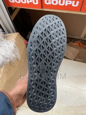 የኢኮ (Ecco) የቆዳ ጫማዎች
