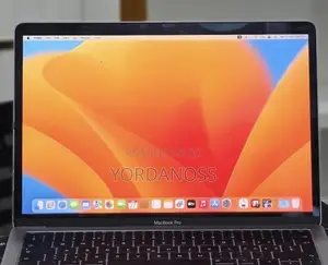 New Laptop Apple MacBook Pro 2017 16GB Intel Core i5 SSD 512GB