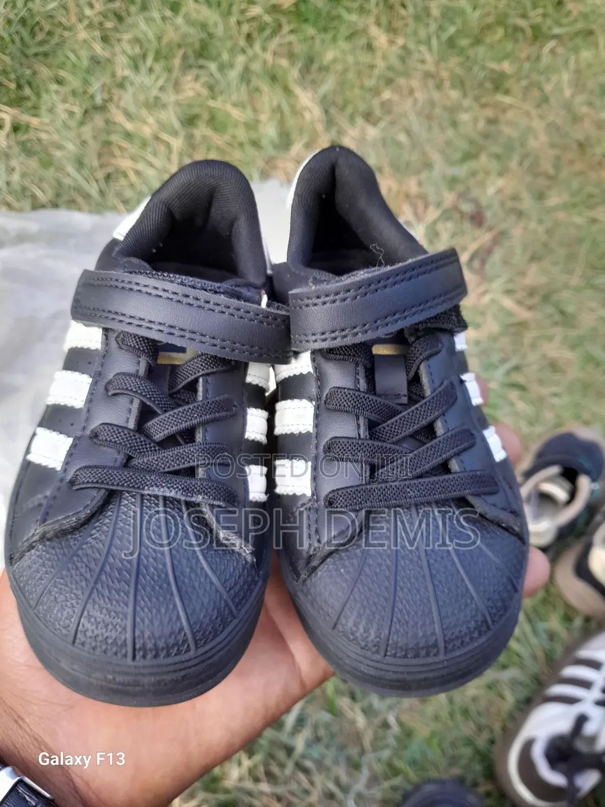 Kids Shoes (የልጆች ጫማ)