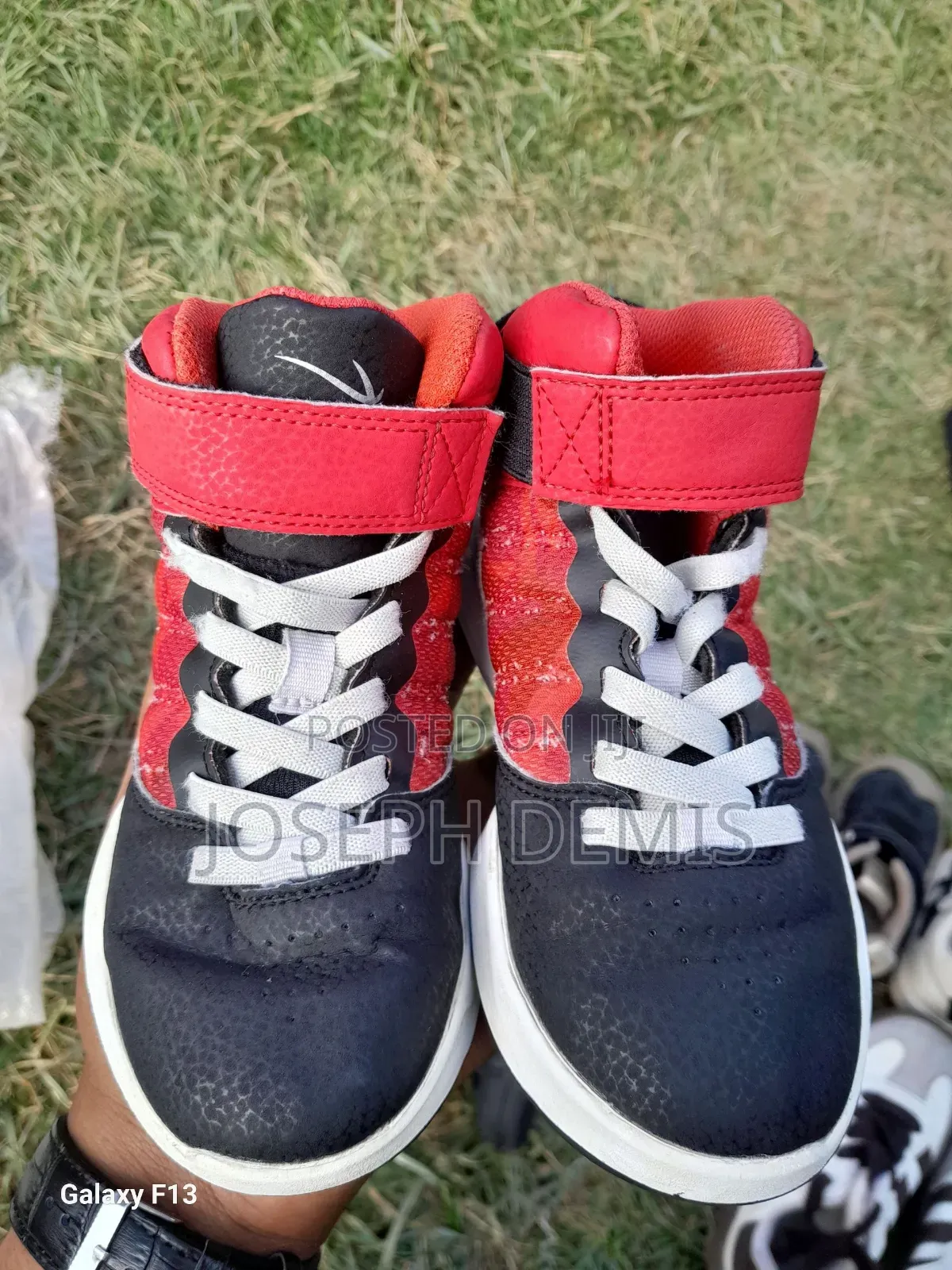 Kids Shoes (የልጆች ጫማ)