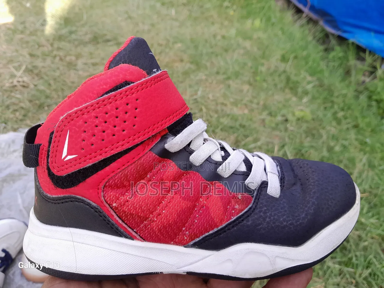 Kids Shoes (የልጆች ጫማ)