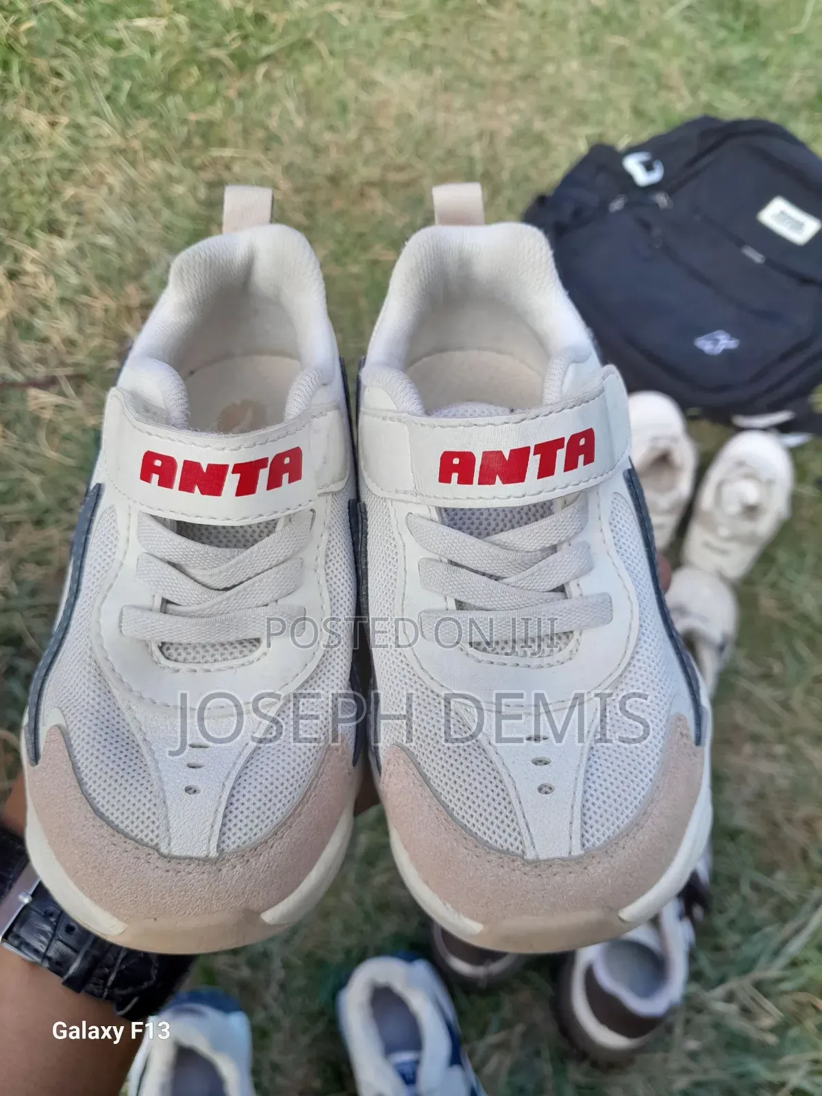 Kids Shoes (የልጆች ጫማ)