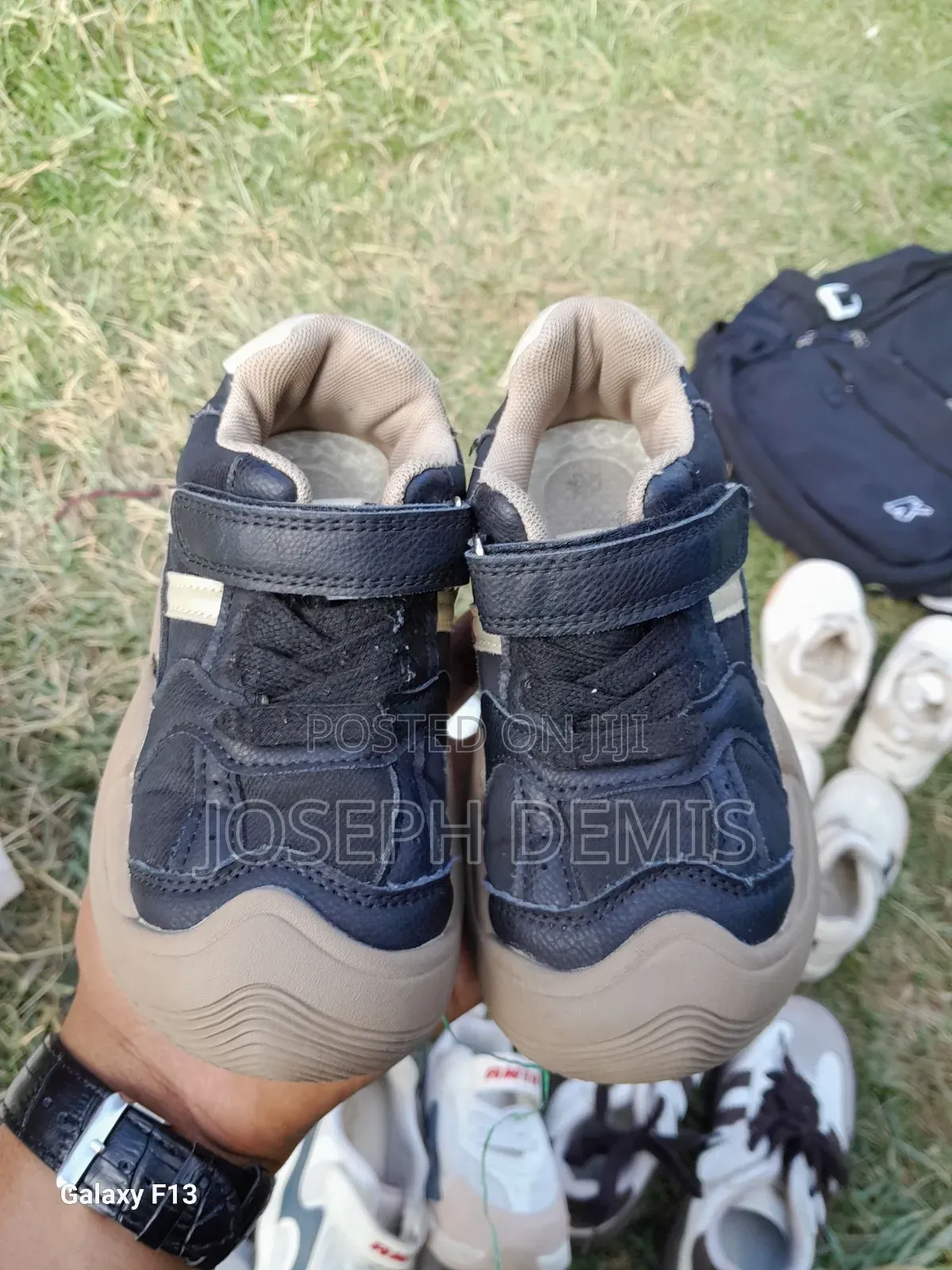 Kids Shoes (የልጆች ጫማ)