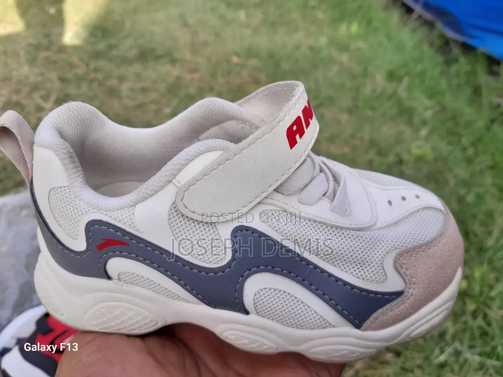 Kids Shoes (የልጆች ጫማ)
