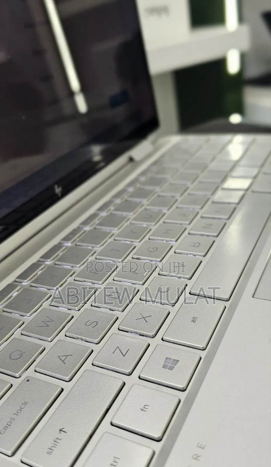 New Laptop HP Spectre X360 8GB Intel Core i7 SSD 512GB