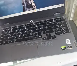 New Laptop Lenovo LOQ 15IRH8 16GB AMD Ryzen 5 SSD 512GB