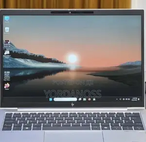 New Laptop HP Elitebook 830 G11 16GB Intel Core Ultra 7 SSD 512GB