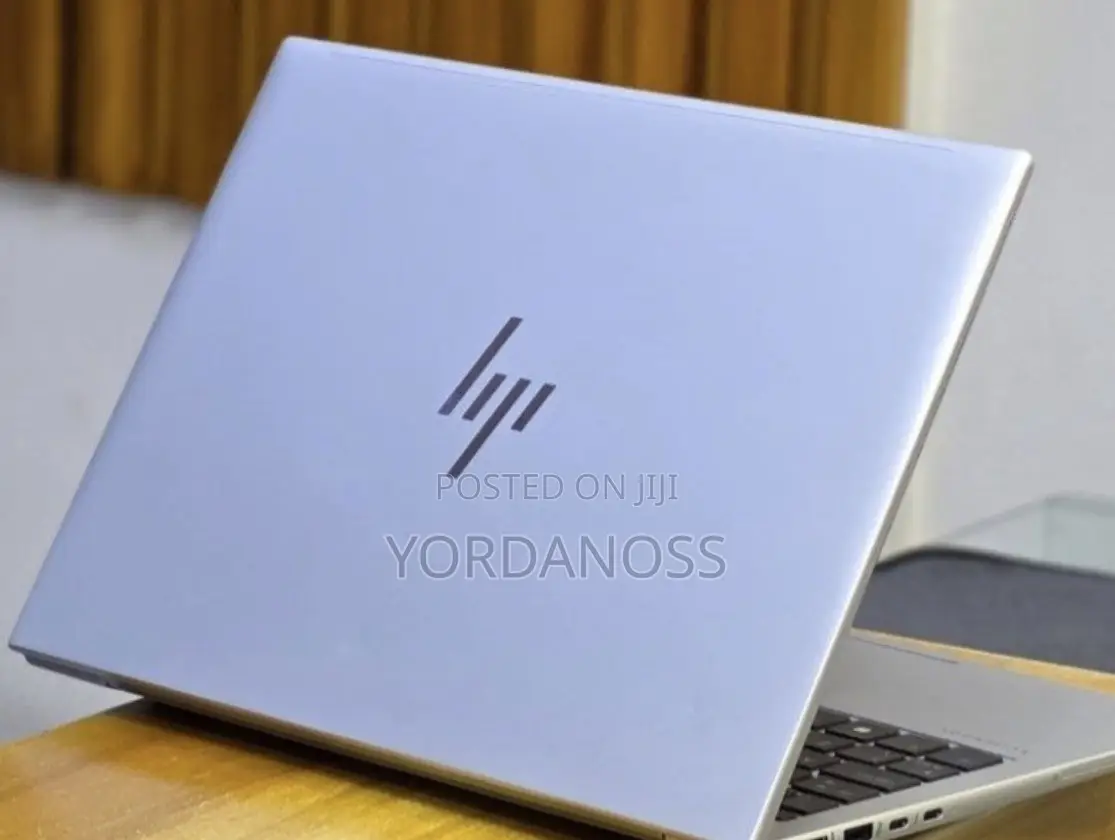 New Laptop HP Elitebook 830 G11 16GB Intel Core Ultra 7 SSD 512GB