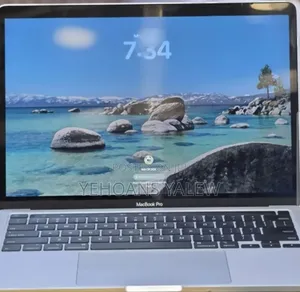 New Laptop Apple MacBook Pro 2020 32GB Intel Core i7 SSD 512GB