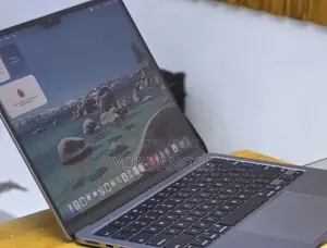 New Laptop Apple MacBook Air 2022 M2 8GB Apple M2 SSD 256GB