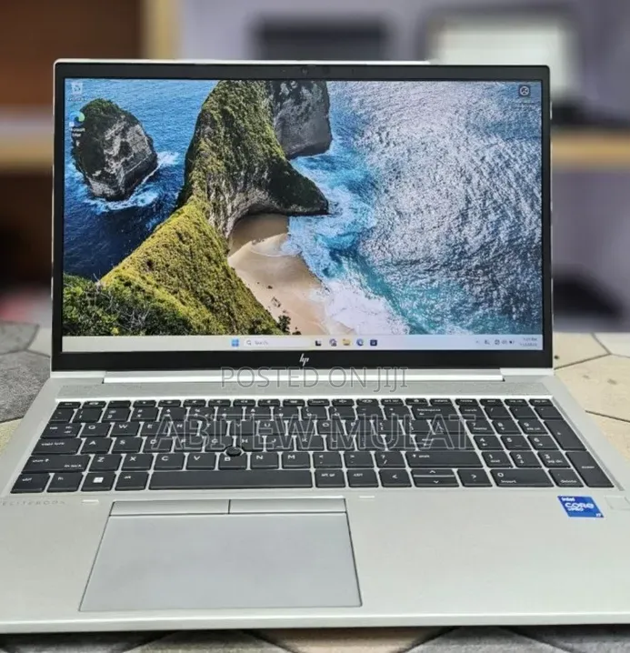 New Laptop HP EliteBook 850 G8 16GB Intel Core i7 SSD 512GB