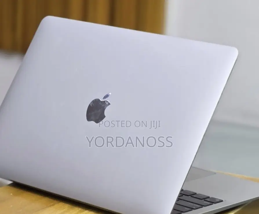 New Laptop Apple MacBook Air 2020 M1 8GB Apple M1 SSD 256GB