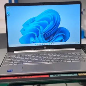 New Laptop HP 15 8GB Intel Core i5 SSD 128GB