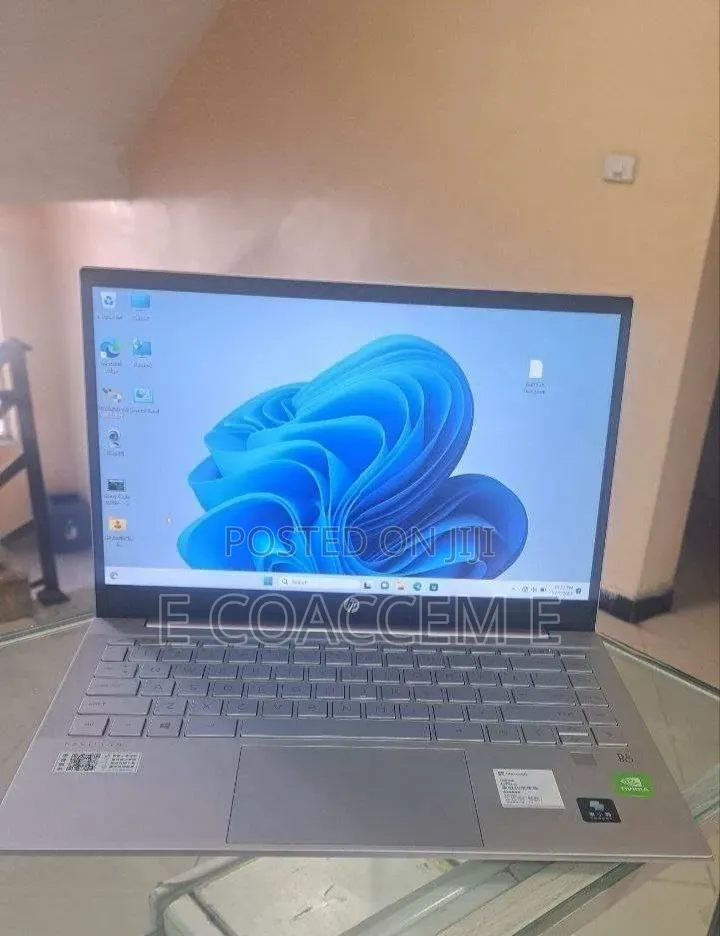 New Laptop HP 16GB Intel Core i5 SSD 512GB