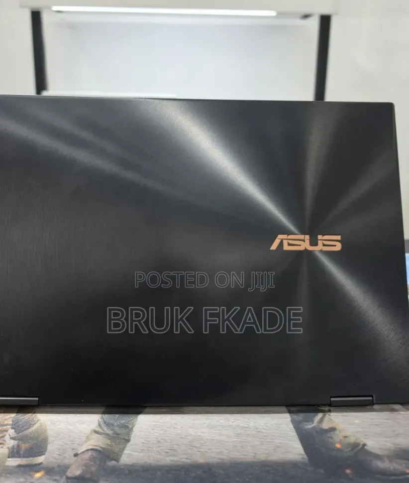New Laptop Asus Zenbook Flip 13 UX363 16GB Intel Core i7 SSD 512GB