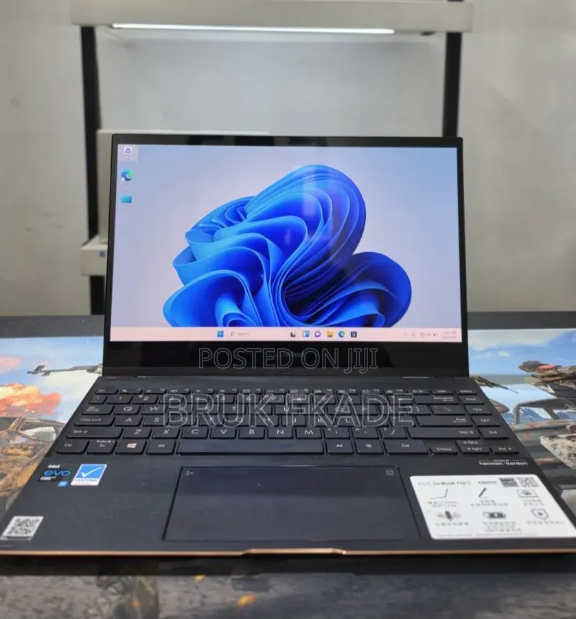 New Laptop Asus Zenbook Flip 13 UX363 16GB Intel Core i7 SSD 512GB