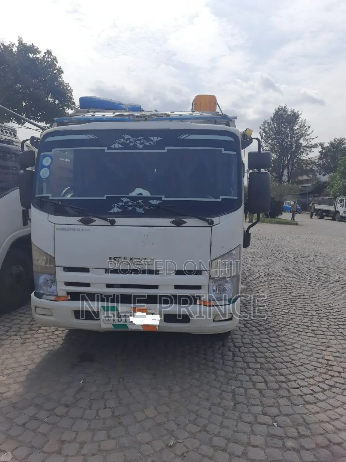 ISUZU Trailers 2020 White
