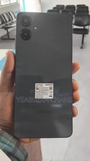 Samsung Galaxy A06 64 GB Black
