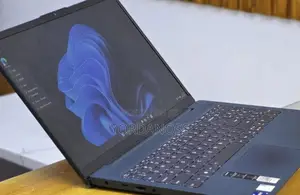 New Laptop Lenovo IdeaPad 520 16GB Intel Core i7 SSD 512GB