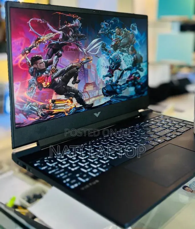 New Laptop HP Victus 16 16GB AMD Ryzen 9 SSD 1T