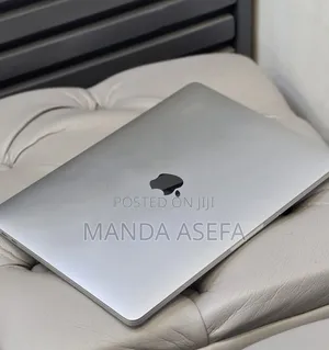 New Laptop Apple MacBook Pro 2020 32GB Intel Core i7 SSD 512GB