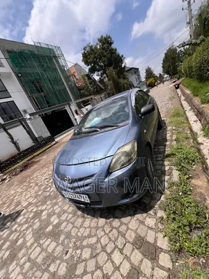 Toyota Belta 2007 Gray