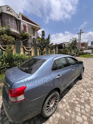 Toyota Belta 2007 Gray