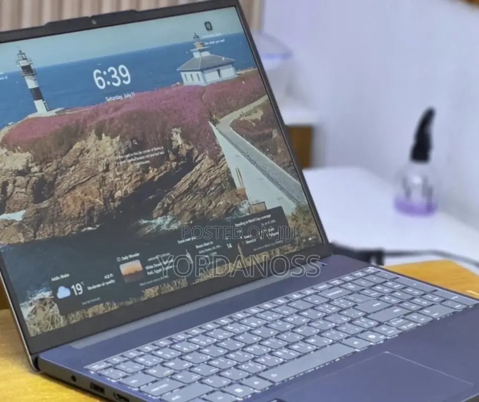 New Laptop Lenovo Ideapad 3 16GB Intel Core i7 SSD 512GB