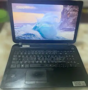 Laptop Toshiba Satellite C55 4GB Intel Celeron HDD 320GB