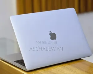 New Laptop Apple MacBook Pro 2020 32GB Intel Core i7 SSD 512GB