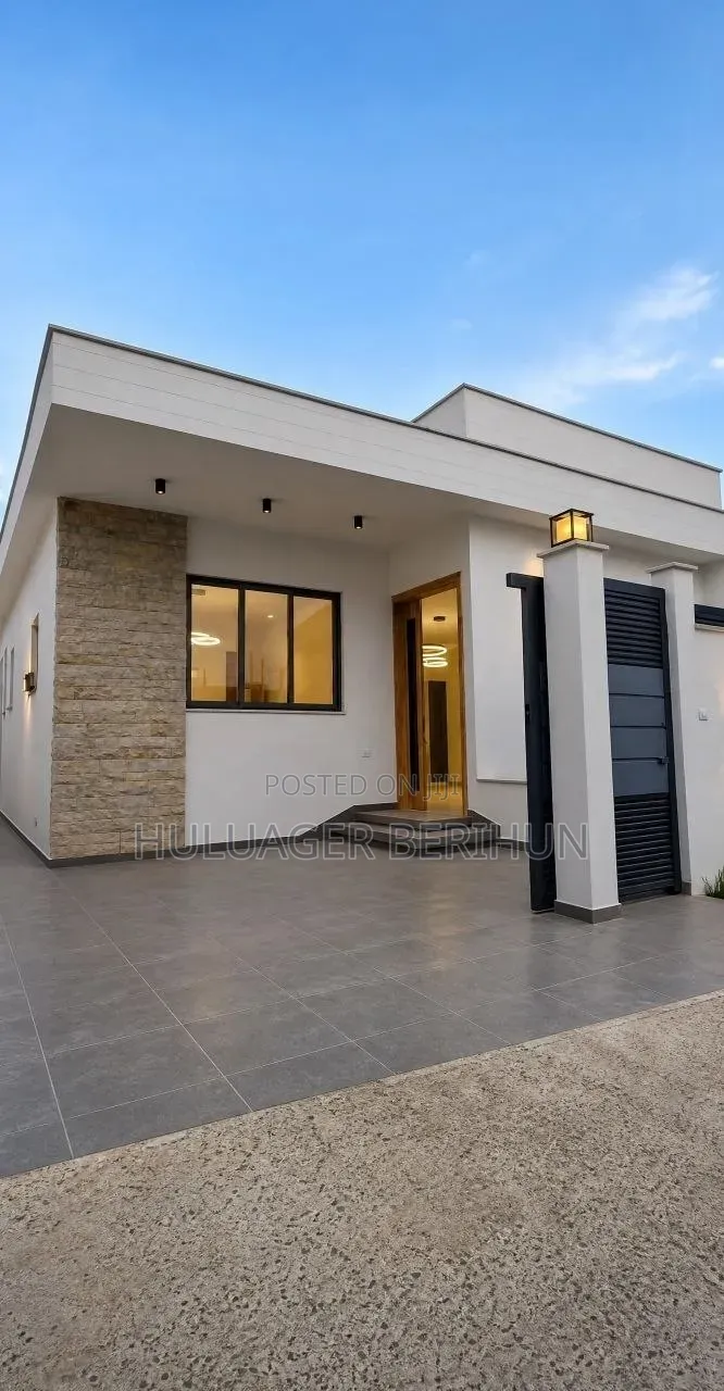 Furnished 5bdrm Villa in Bole for sale