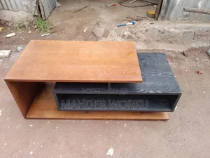Sofa's Table