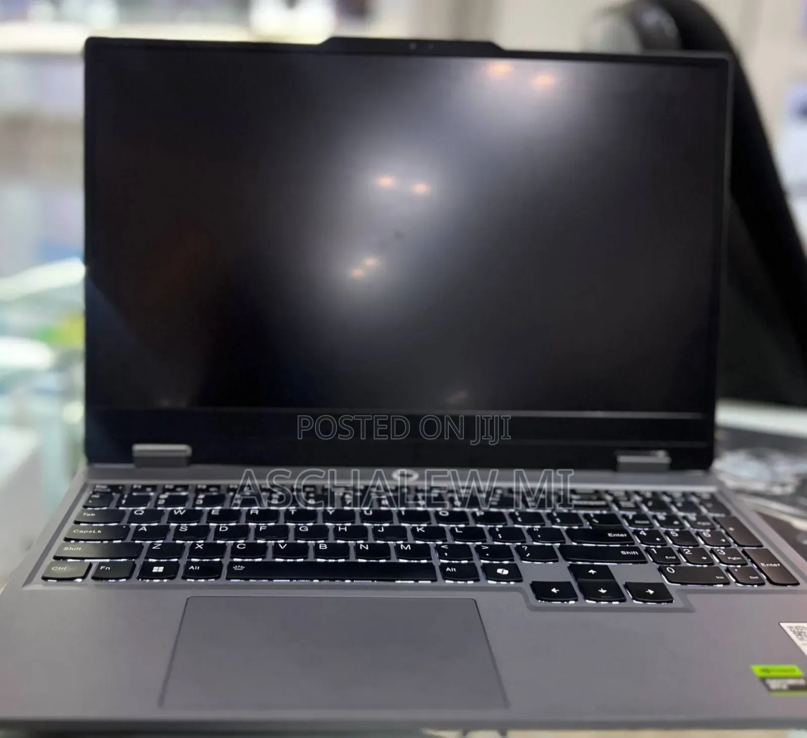 New Laptop Lenovo LOQ 15AHP10 16GB AMD Ryzen 5 SSD 512GB